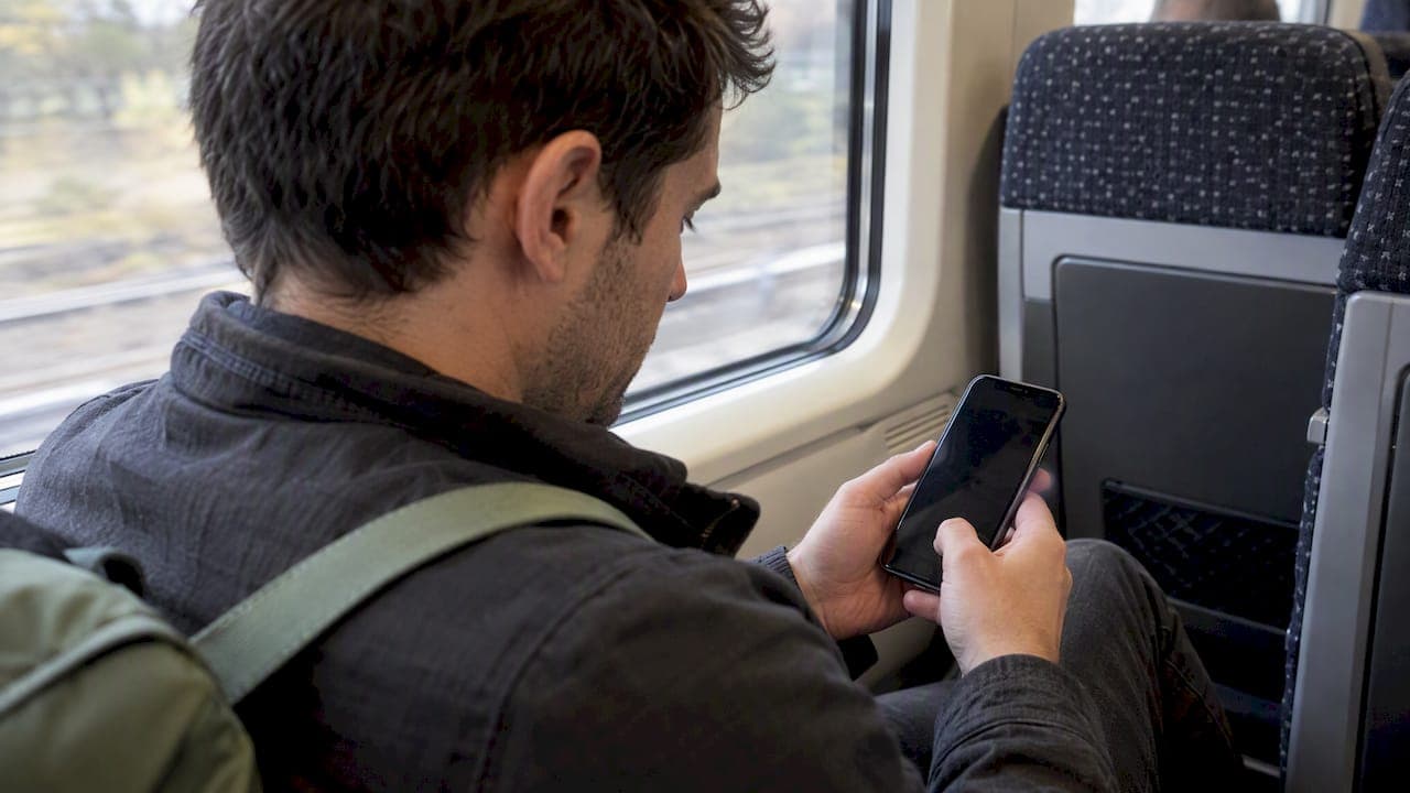 Local Processing Apps: Spot Cloud Requests on Your iPhone